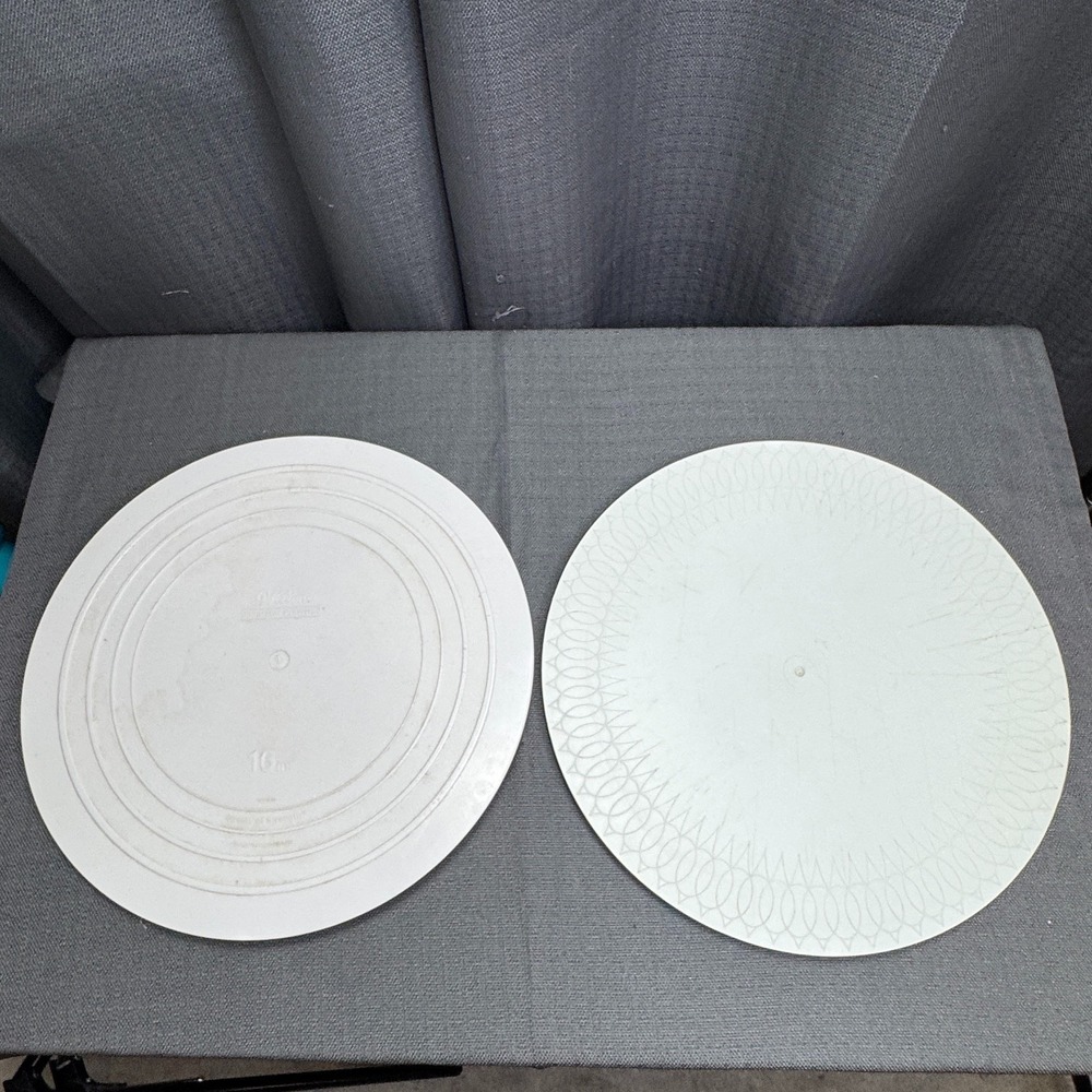 Two Vintage Wilton 10 inch Cake Separator Plates